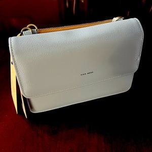 PIXIE MOOD 2-in-1 Wallet & Crossbody Bag *NEW WITH TAGS*